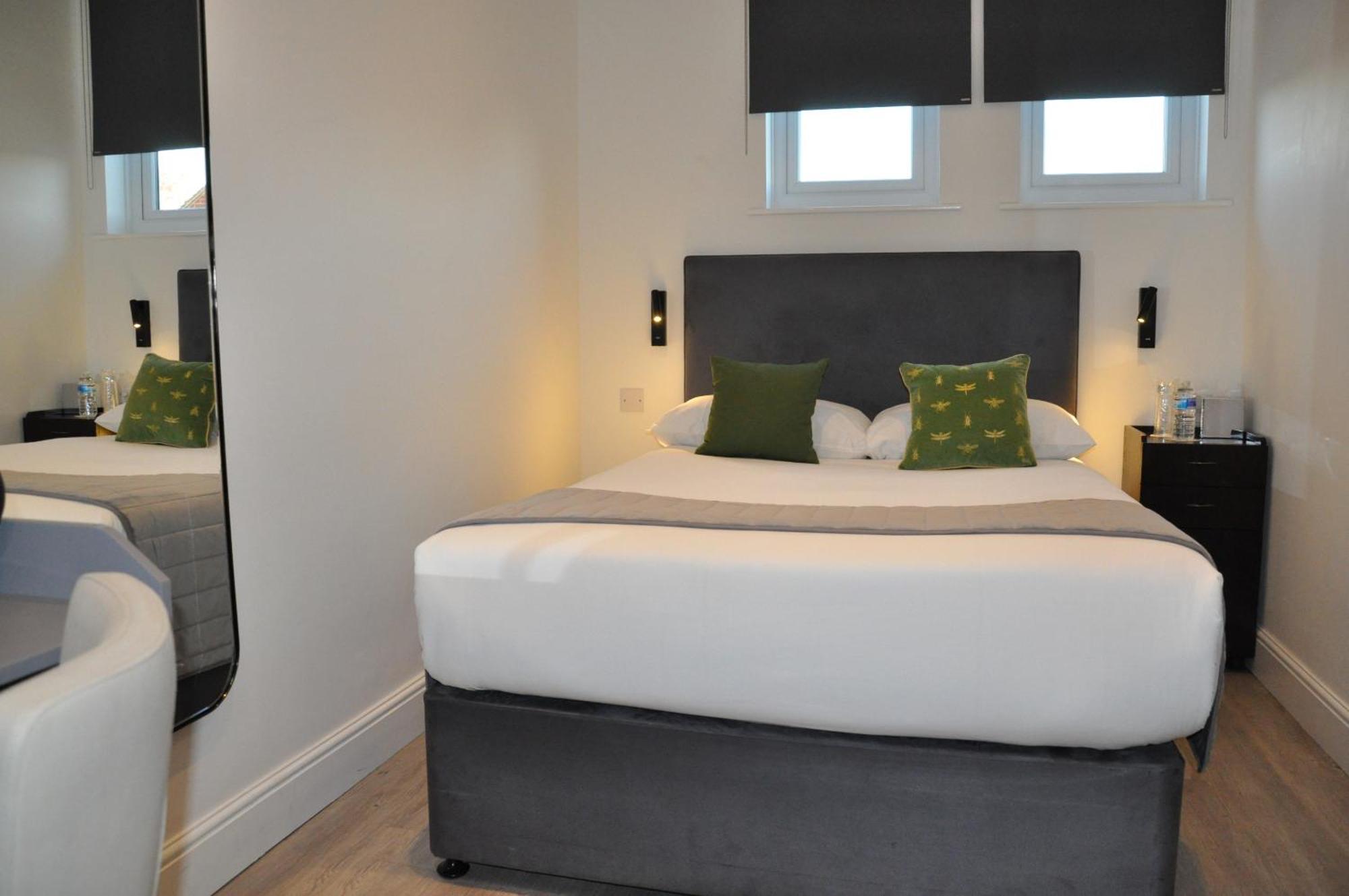 Hotel Nap Inn Barnet Eksteriør billede