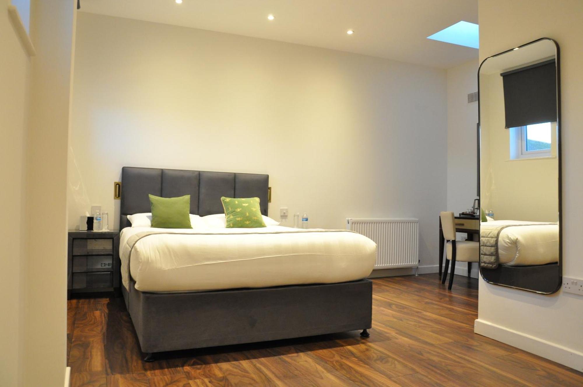 Hotel Nap Inn Barnet Eksteriør billede